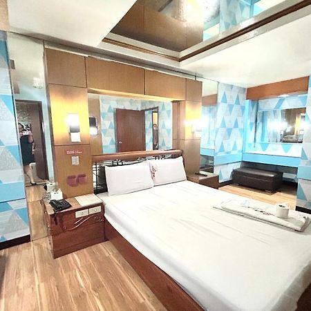 Oyo 971 Liza Lodge Pasay Exterior foto